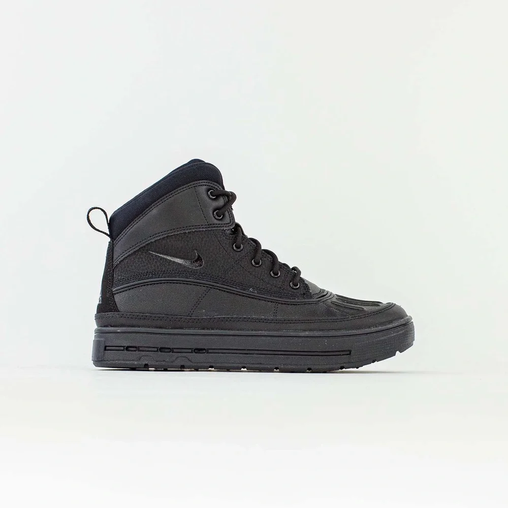 KIDS NIKE WOODSIDE 2 HIGH ACG BOOTS GRADE-SCHOOL new with box size 4y and 5.5y
